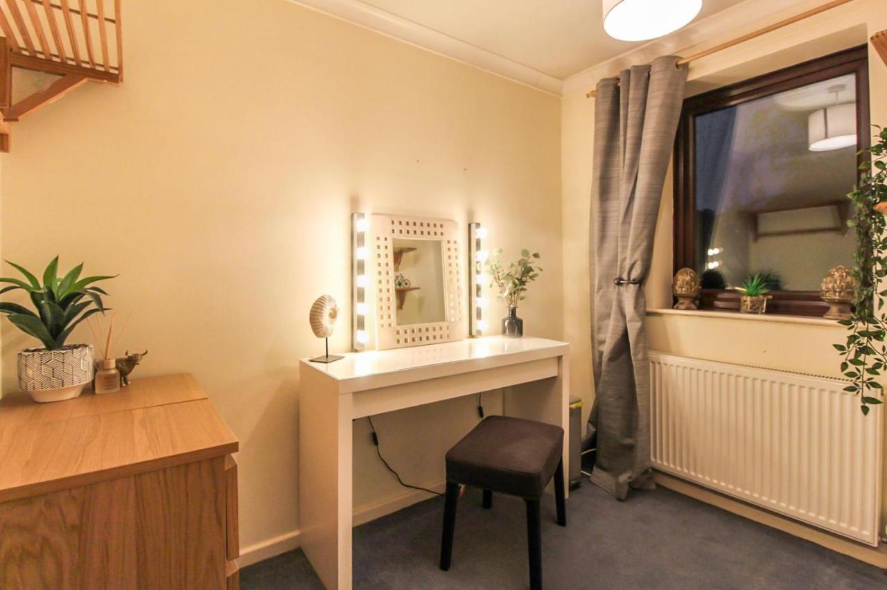 Comfortable 2 Bedroom House With Free Parking Nottingham Exterior photo